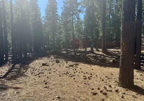 67 Rusty Ln, Mammoth Lakes, CA 93546