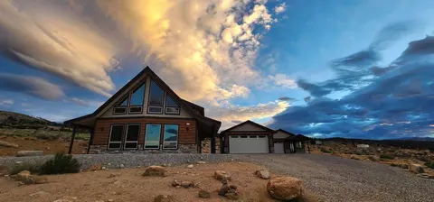 75 Ridgeview Dr, Swall Meadows, CA 93514