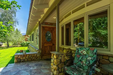 325 Mt Tom Rd, Bishop, CA 93514 photo 7