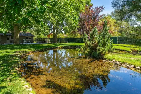 325 Mt Tom Rd, Bishop, CA 93514 photo 30