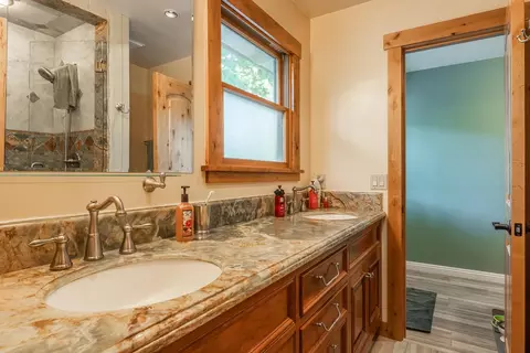 325 Mt Tom Rd, Bishop, CA 93514 photo 20