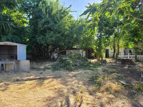 546 N 3rd St, Bishop, CA 93514 photo 6