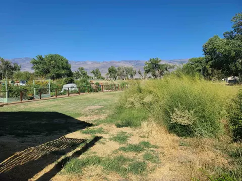 546 N 3rd St, Bishop, CA 93514 photo 4