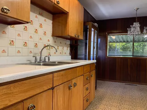 524 Howard St, Bishop, CA 93514 photo 7