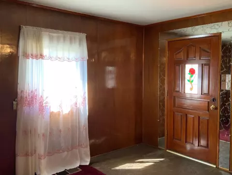 524 Howard St, Bishop, CA 93514 photo 3