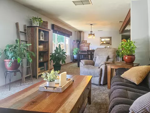 280 Grandview Rd, Bishop, CA 93514 photo 2