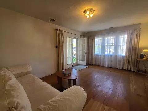 605 E South St, Lone Pine, CA 93545 photo 2