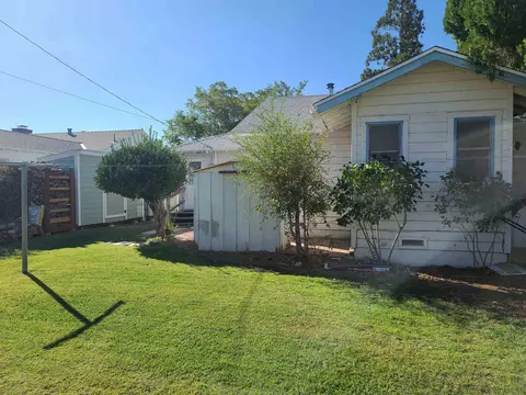 605 E South St, Lone Pine, CA 93545 photo 16