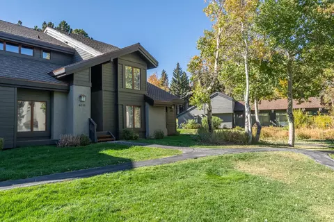 410 White Bark #410, Mammoth Lakes, CA 93546