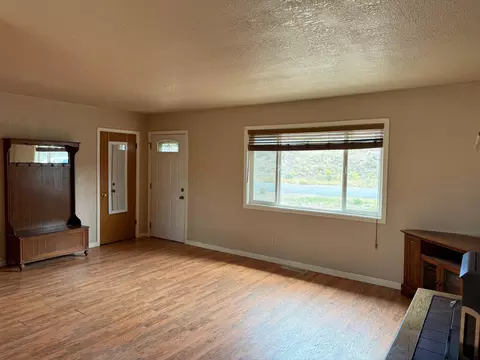 45 Eagle Peak Rd, Bridgeport, CA 93517 photo 3