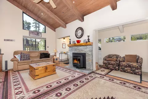 273 N Rainbow Ln #35, Mammoth Lakes, CA 93546