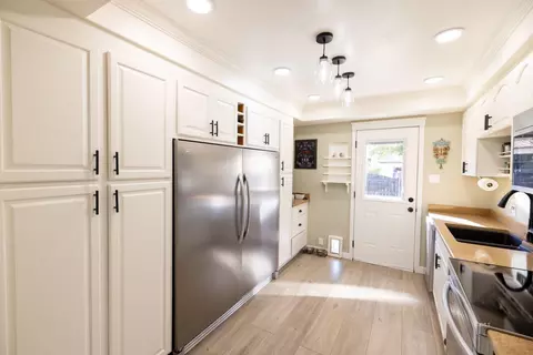 607 W Pine St, Bishop, CA 93514 photo 14