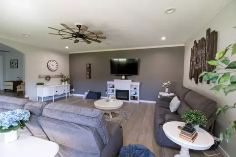 607 W Pine St, Bishop, CA 93514 photo 28