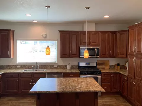 113 Redwood Dr, Bishop, CA 93514 photo 5