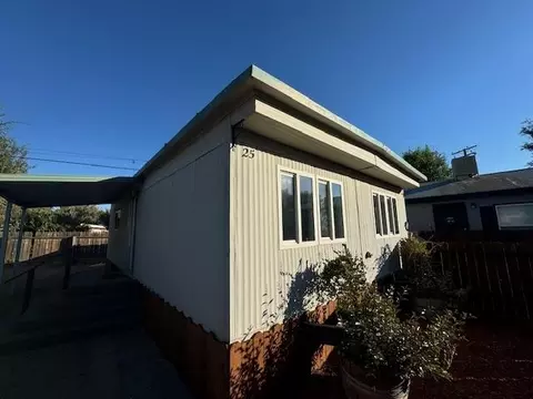 85 Schober Apt 25 Ln, Bishop, CA 93514