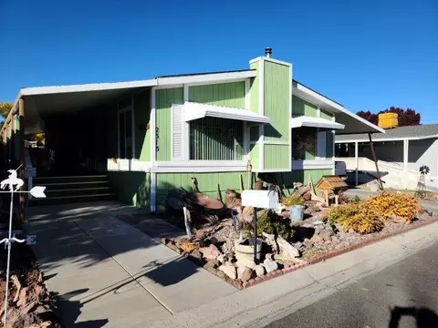 2313 Darby Ave, Bishop, CA 93514 photo 2