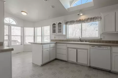 659 Valley Rd, Bishop, CA 93514 photo 12