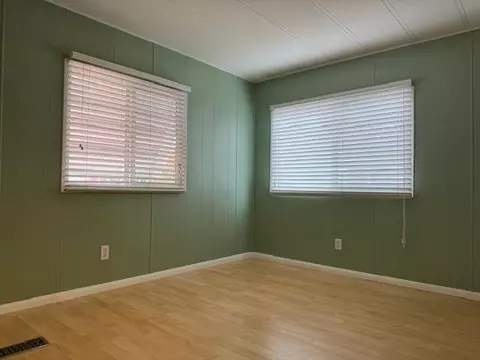 198 Maciver St, Bishop, CA 93514 photo 12