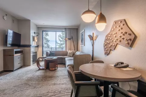 50 Hillside Dr #223, Mammoth Lakes, CA 93546