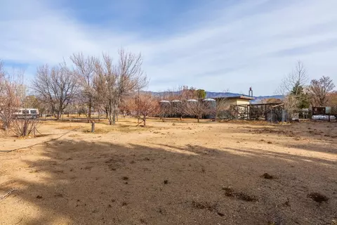 350 Tuttle Creek Rd, Lone Pine, CA 93545 photo 30