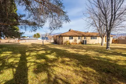 350 Tuttle Creek Rd, Lone Pine, CA 93545 photo 28