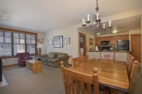 1111 Forest Trl #1301, Mammoth Lakes, CA 93546