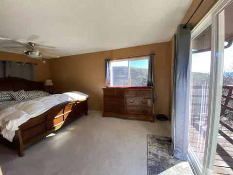 104 Glen Ct, Bishop, CA 93514 photo 12