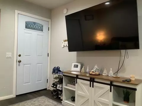 324 Clarke St, Bishop, CA 93514 photo 4