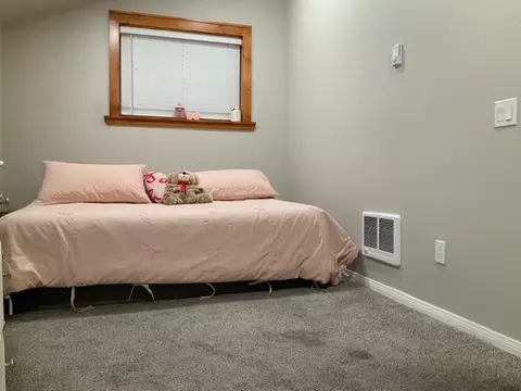 324 Clarke St, Bishop, CA 93514 photo 33