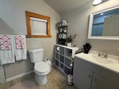 324 Clarke St, Bishop, CA 93514 photo 34