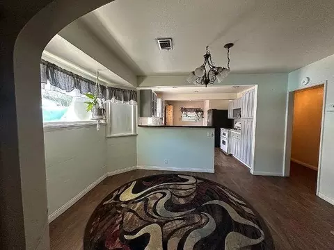 851 Lee St, Bishop, CA 93514 photo 4