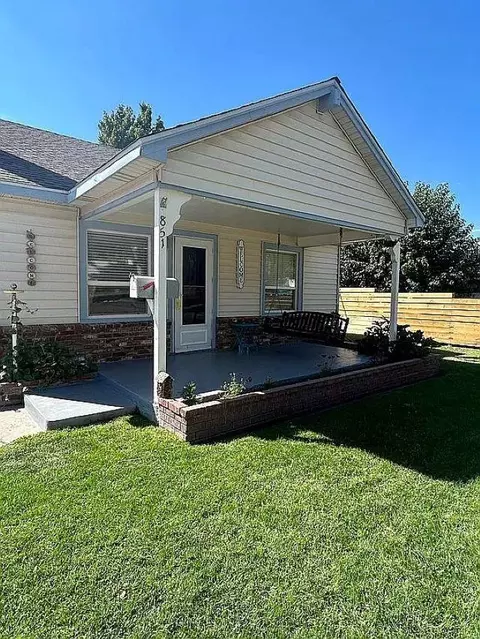 851 Lee St, Bishop, CA 93514