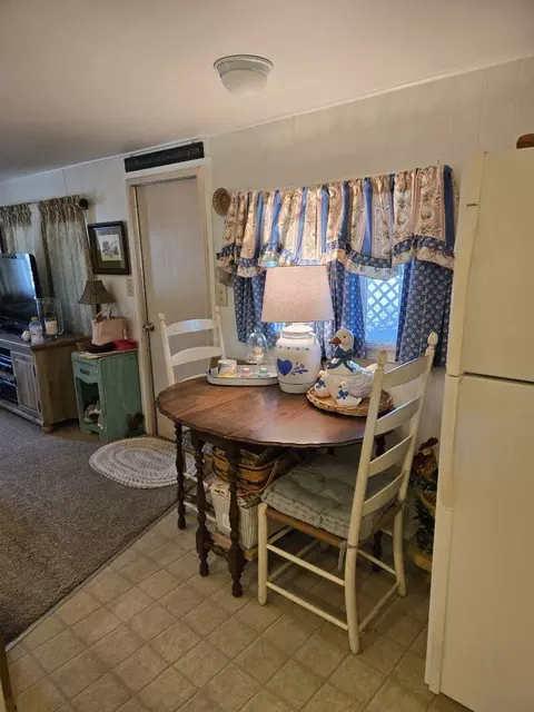 2371 Edinburgh Ave, Bishop, CA 93514 photo 6