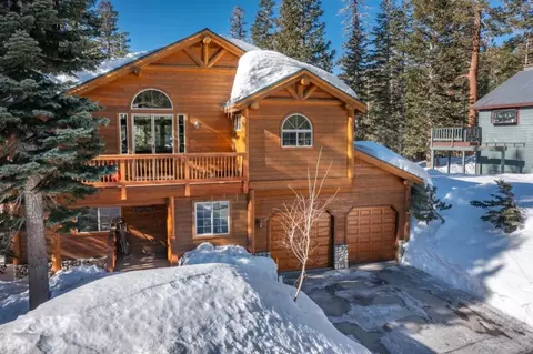 16 Crystal Ln, Mammoth Lakes, CA 93546