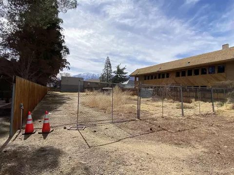 168 E Line St, Bishop, CA 93514 photo 2