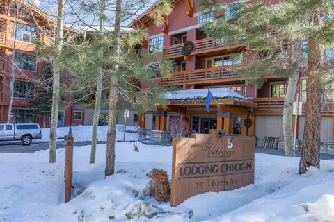 1111 Forest Trl #1332, Mammoth Lakes, CA 93546