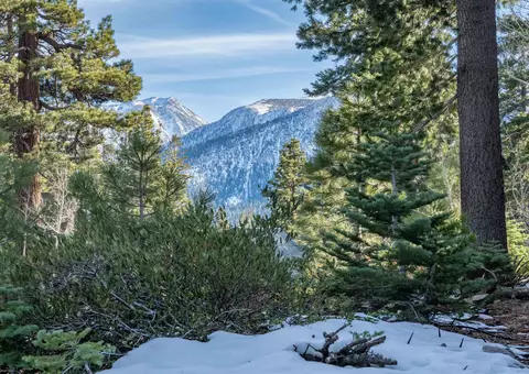 98 Aspen Ln, Mammoth Lakes, CA 93546 photo 4