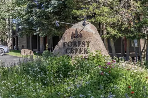 384 Joaquin Rd #35, Mammoth Lakes, CA 93546