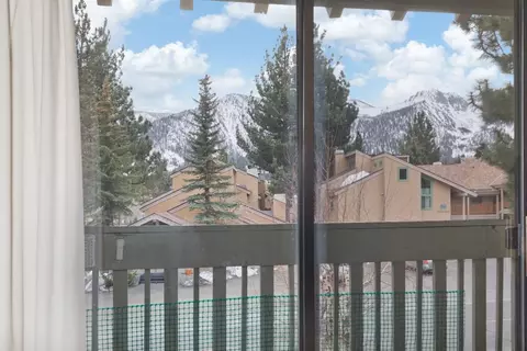 167 Meadow Ln #10, Mammoth Lakes, CA 93546
