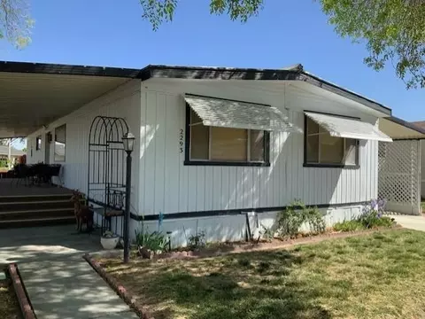 2293 Darby Ave, Bishop, CA 93514 photo 3