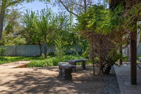 807 S Barlow Ln, Bishop, CA 93514 photo 12