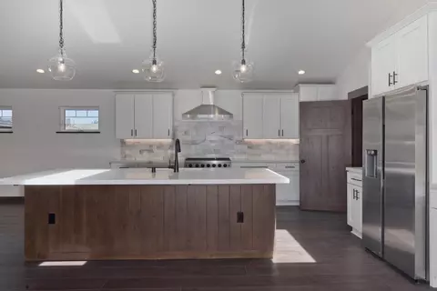 807 S Barlow Ln, Bishop, CA 93514 photo 23