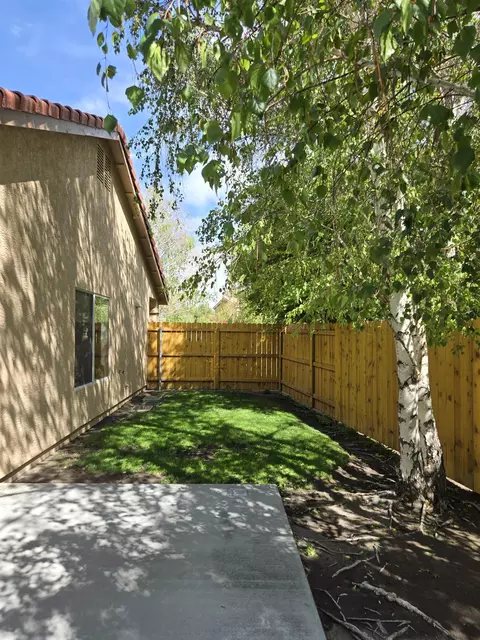 2298 Cheyenne Dr, Bishop, CA 93514 photo 17
