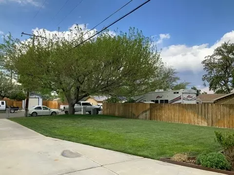 3044 E Cedar St, Bishop, CA 93514 photo 6
