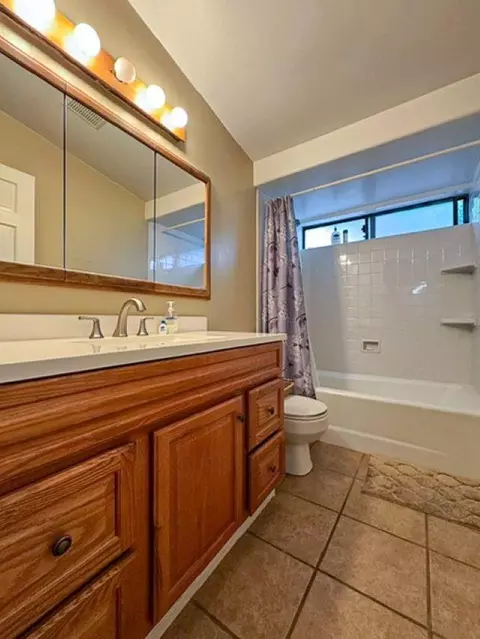 3044 E Cedar St, Bishop, CA 93514 photo 17