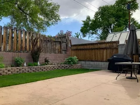 3044 E Cedar St, Bishop, CA 93514 photo 4