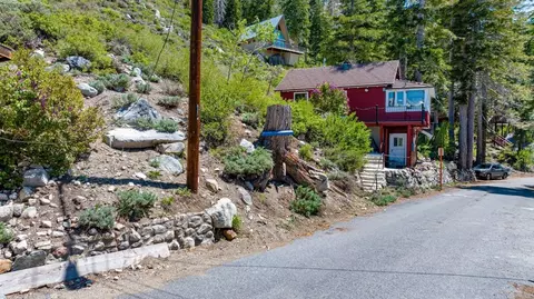 175 Lakeview Dr, June Lake, CA 93529