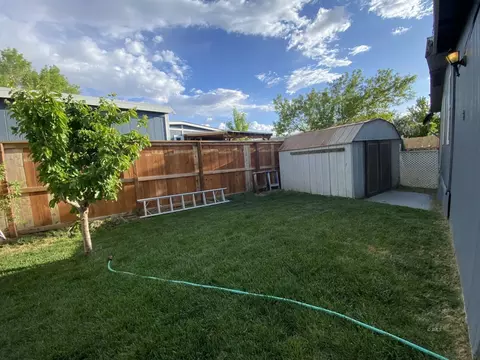 2252 Brigadoon Ave, Bishop, CA 93514 photo 13