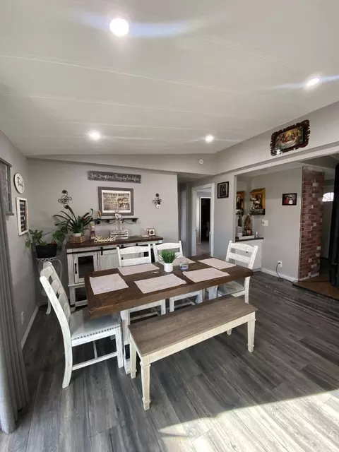 2252 Brigadoon Ave, Bishop, CA 93514 photo 4