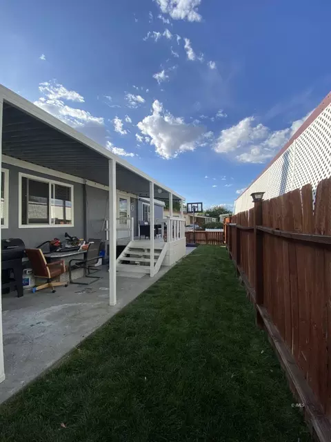 2252 Brigadoon Ave, Bishop, CA 93514 photo 12